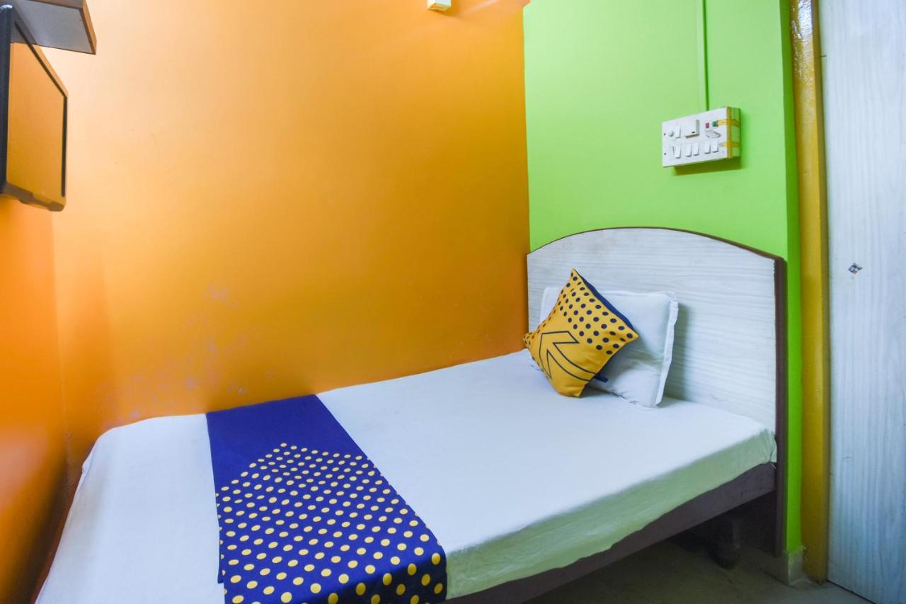 Spot On 69078 New Maa Tara Guest House Kalkutta Exterior foto